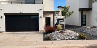 615 E Elmbrook Dr 615 E Elmbrook Dr Photo Gallery 1