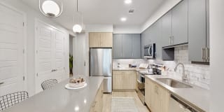 1810 Main 1810 Main Photo Gallery 1