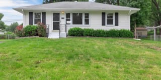 132 Elmdale Court 132 Elmdale Court Photo Gallery 1