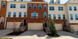8490 Winding Trail 8490 Winding Trail Photo Gallery 1