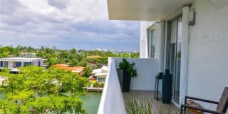 10000 W Bay Harbor Dr 10000 W Bay Harbor Dr Photo Gallery 1