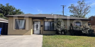 2155 Red Robin Ln 2155 Red Robin Ln Photo Gallery 1