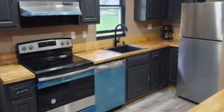 7 Swan Ave 7 Swan Ave Photo Gallery 1