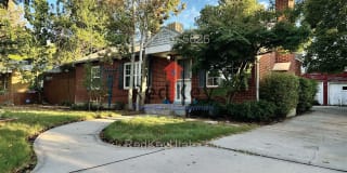 442 E Afton Ave 442 E Afton Ave Photo Gallery 1