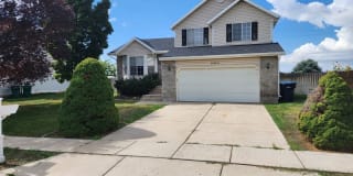 2015 S. Katies Way 2015 S. Katies Way Photo Gallery 1
