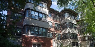 5337 S. Hyde Park Boulevard 5337 S. Hyde Park Boulevard Photo Gallery 1