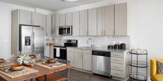Hudson 5401 Hudson 5401 Photo Gallery 1