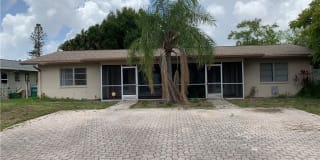 3612 SE 9th Place 3612 SE 9th Place Photo Gallery 1