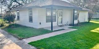 650 W Cedar ST 650 W Cedar ST Photo Gallery 1