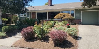 2621 25th Ave. W, 2621 25th Ave. W, Photo Gallery 1