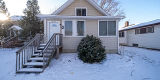 1097 24th Ave. S.E. 1097 24th Ave. S.E. Photo Gallery 1