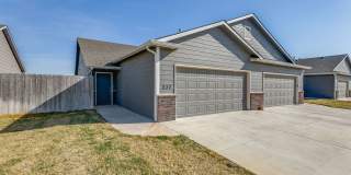 421 S Longbranch Dr. 421 S Longbranch Dr. Photo Gallery 1