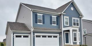 573 Courtright Drive East 573 Courtright Drive East Photo Gallery 1