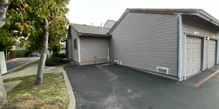 1020 W Chestnut Ave 1020 W Chestnut Ave Photo Gallery 1