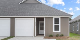 8722 Edgewater Dr 8722 Edgewater Dr Photo Gallery 1