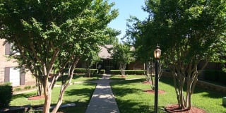 Arbors on Chimney Rock Arbors on Chimney Rock Photo Gallery 1