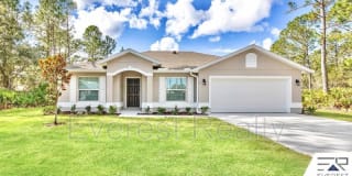 5 Seabury Place 5 Seabury Place Photo Gallery 1