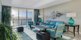 3000 Oasis Grand BLVD 3000 Oasis Grand BLVD Photo Gallery 1