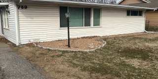 739 North Woodlawn Boulevard 739 North Woodlawn Boulevard Photo Gallery 1