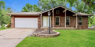 35 Newberry Drive 35 Newberry Drive Photo Gallery 1