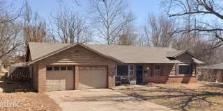 815 N Dryden 815 N Dryden Photo Gallery 1