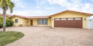 2820 NE 57th Street 2820 NE 57th Street Photo Gallery 1