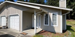 9023 Steilacoom Rd SE 9023 Steilacoom Rd SE Photo Gallery 1
