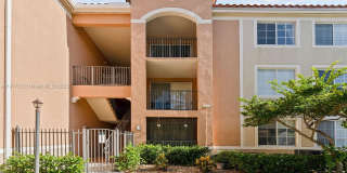 6831 SW 44 ST 6831 SW 44 ST Photo Gallery 1