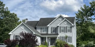 10 DOOLIN CT 10 DOOLIN CT Photo Gallery 1