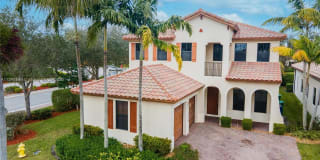 8513 NW 38th St 8513 NW 38th St Photo Gallery 1