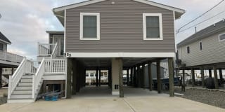 55 S SPINNAKER DRIVE 55 S SPINNAKER DRIVE Photo Gallery 1