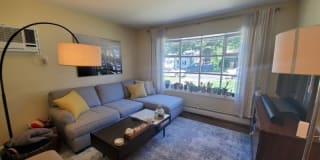 556 Broughton Ave 556 Broughton Ave Photo Gallery 1