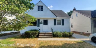 12414 Crest Ave 12414 Crest Ave Photo Gallery 1