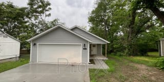 122 S St. Louis Ave 122 S St. Louis Ave Photo Gallery 1