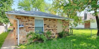 528 Frebis Ave. 528 Frebis Ave. Photo Gallery 1