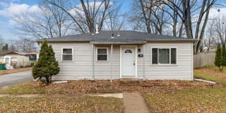 5847 QUEBEC AVE N 5847 QUEBEC AVE N Photo Gallery 1
