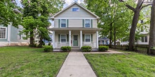 1138 E Walnut 1138 E Walnut Photo Gallery 1