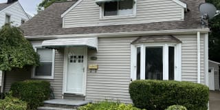 30072 Phillips Ave 30072 Phillips Ave Photo Gallery 1