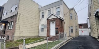 22 BEACON AVE 22 BEACON AVE Photo Gallery 1