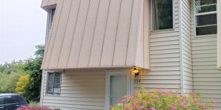 734 SE Rene Ave 734 SE Rene Ave Photo Gallery 1