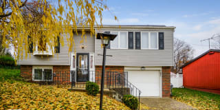 985 Glen Hayes Drive 985 Glen Hayes Drive Photo Gallery 1