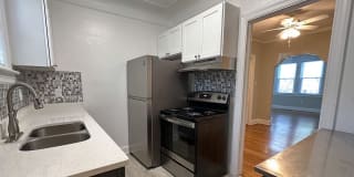 701 East 41st Street 701 East 41st Street Photo Gallery 1