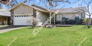 31 Prince Drive 31 Prince Drive Photo Gallery 1