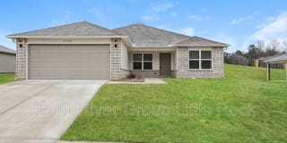 1952 Auburn Hills Dr 1952 Auburn Hills Dr Photo Gallery 1