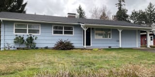 19020 NE Holladay Street 19020 NE Holladay Street Photo Gallery 1