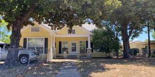 227 S Prairieville St 227 S Prairieville St Photo Gallery 1