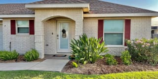 7 Bay Hill Dr. 7 Bay Hill Dr. Photo Gallery 1