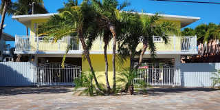 118 N Coconut Palm Boulevard 118 N Coconut Palm Boulevard Photo Gallery 1