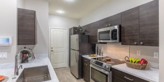 91-1160 KAMAKANA ST #706 91-1160 KAMAKANA ST #706 Photo Gallery 1