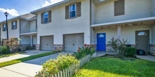 511 Arbor Lake Drive - 1 511 Arbor Lake Drive - 1 Photo Gallery 1